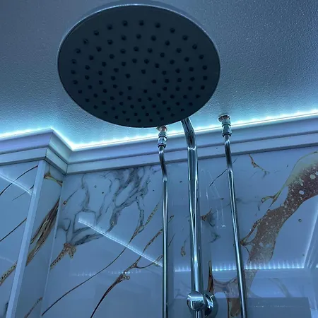 Marienhof Free Parking 拉赫蒂