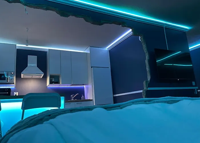 Marienhof Free Parking * 라티